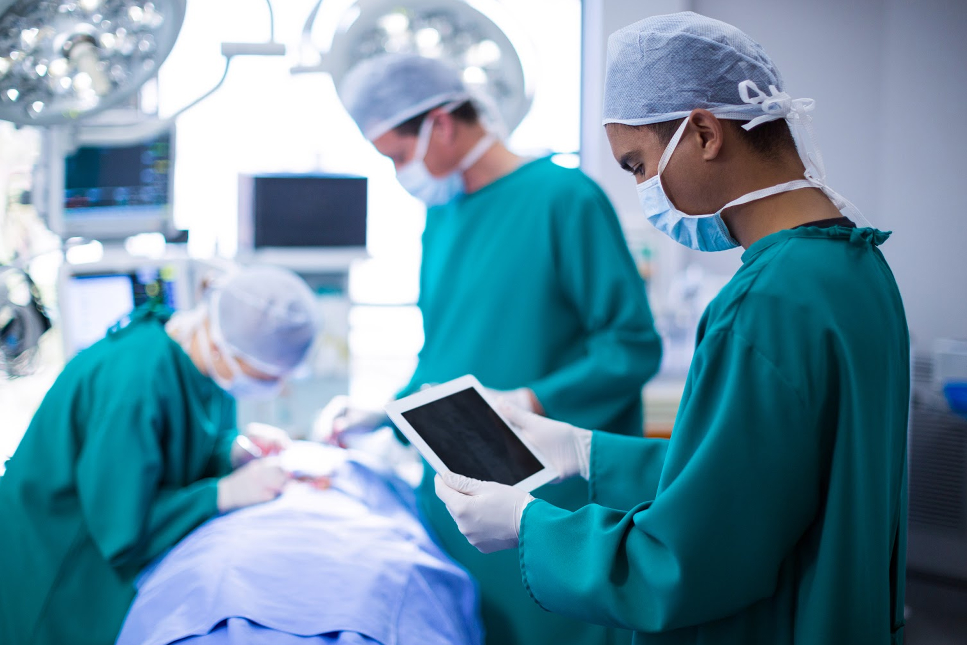 Trauma Care Orthopaedic Surgeon Lucknow